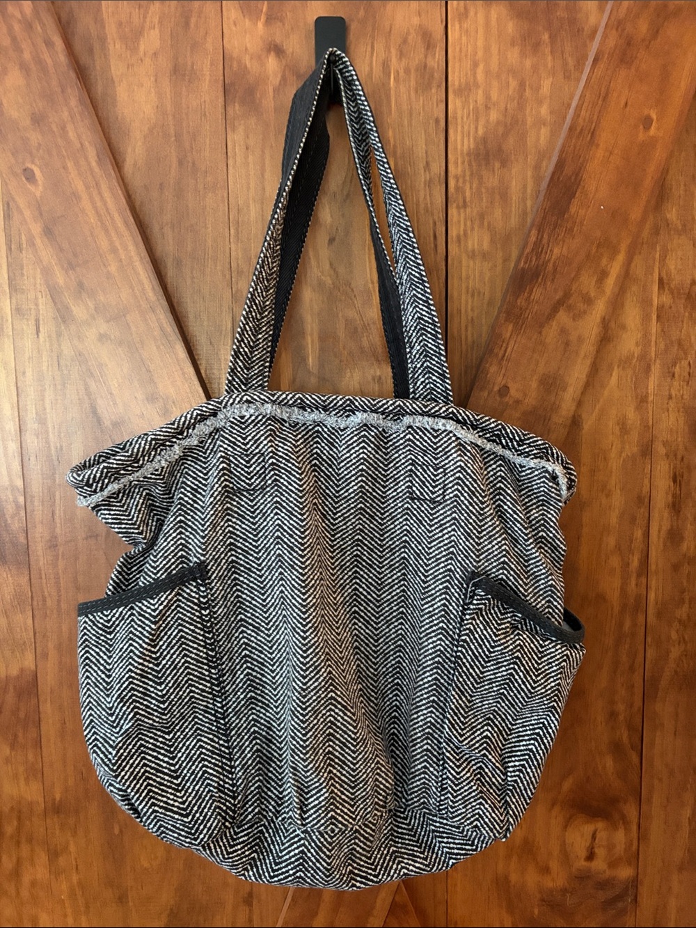 thirty-one Black and White Herringbone Tote
